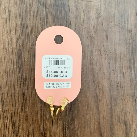 Anthropologie Ridged crystal huggie hoop earring - Picture 15 of 16